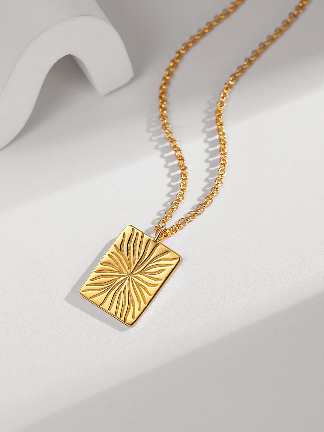 Sun Talisman Gold Chain Necklace | 18K Gold Vermeil Sun Talisman Adjustable Necklace