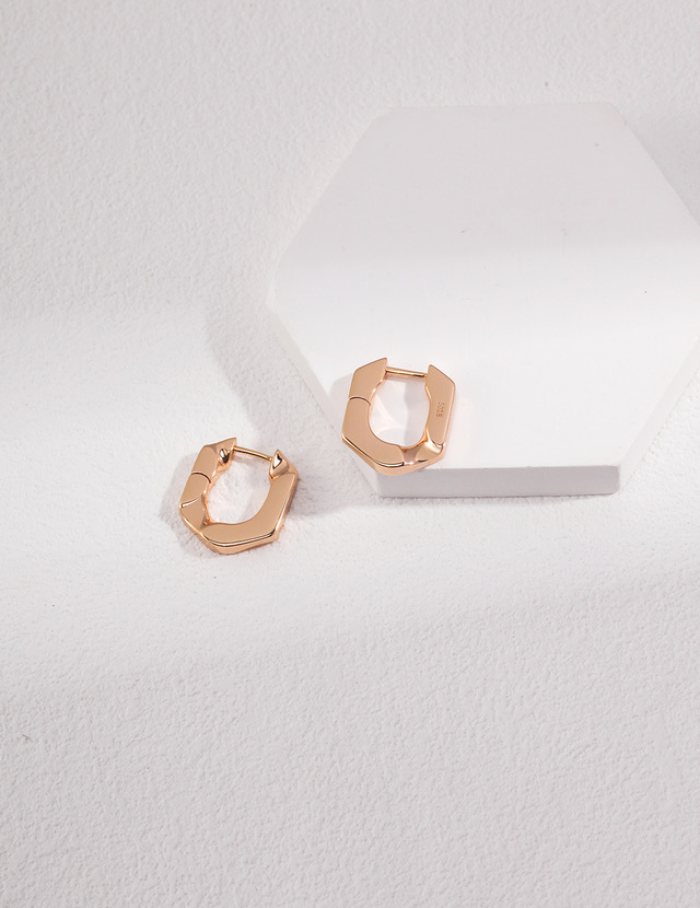 Mini Gold Huggie Earrings | 18K Gold Vermeil Mini Huggie Stak Earrings