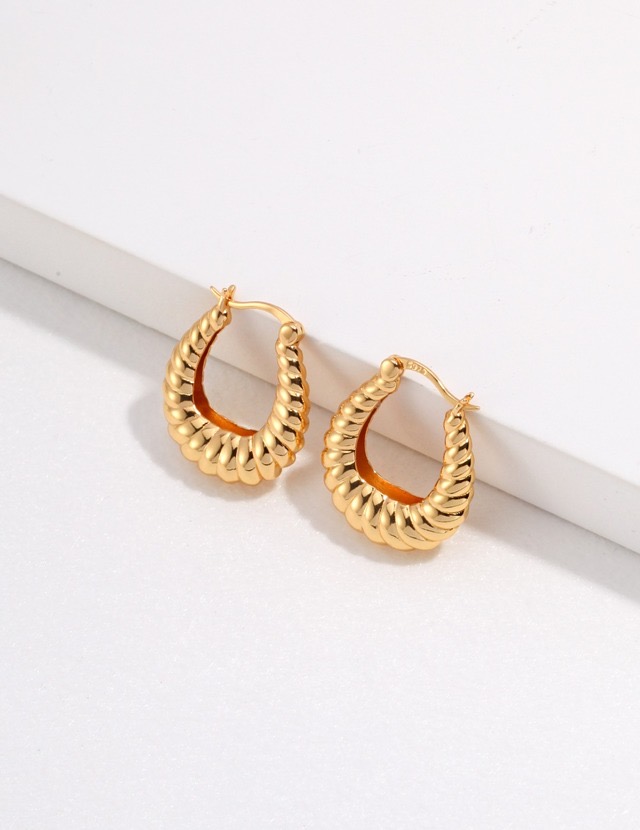 Swirl Gold Hoop Earrings | 18K Gold Vermeil Swirl Small Hoops