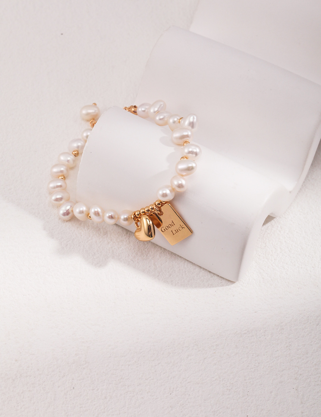 Q.U.E.E.N Good Luck Gold Pearl Bracelet - Jewelry Voutique