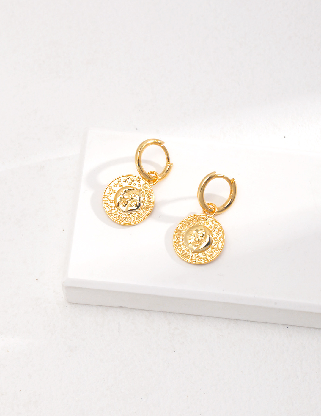 18K Gold Coin Earrings - Jewelry Voutique